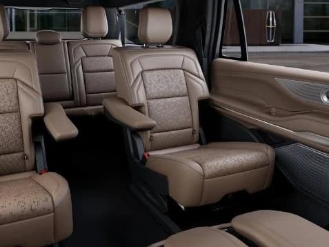 Lincoln Navigator L Black Label 4x4 2027 — side view