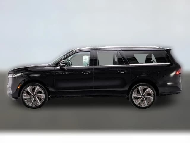 Lincoln Navigator L Black Label 4x4 2026 — side view