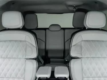 Lincoln Navigator L Black Label 4x4 2026 — side view