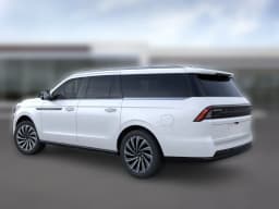 Lincoln Navigator L Black Label 4x4 2026 — side view