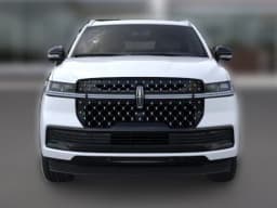 Lincoln Navigator L Black Label 4x4 2026 — side view