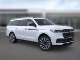 Lincoln Navigator L Black Label 4x4 2026 — side view