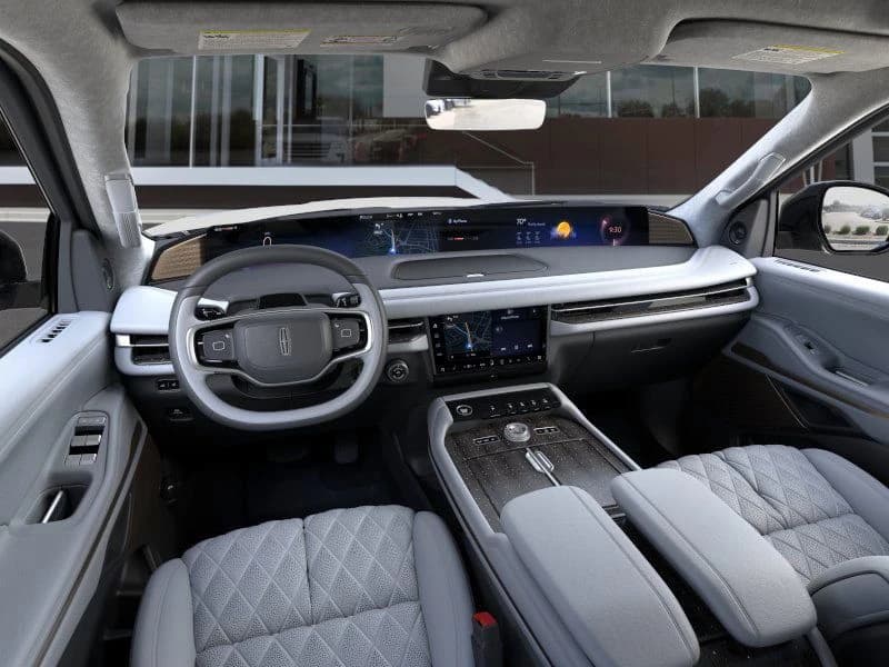Lincoln Navigator L Black Label 4x4 2026 — side view