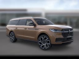 Lincoln Navigator L Black Label 4x4 2026 — side view