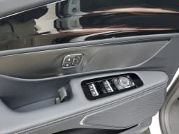 Lincoln Nautilus Premiere AWD 2026 — side view