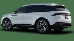 Lincoln Nautilus Premiere AWD 2026 — side view