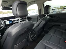 Lincoln Nautilus Premiere AWD 2026 — side view