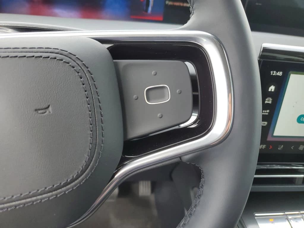 Lincoln Nautilus Premiere AWD 2026 — side view