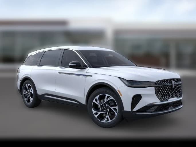 Lincoln Nautilus Premiere AWD 2026 — side view