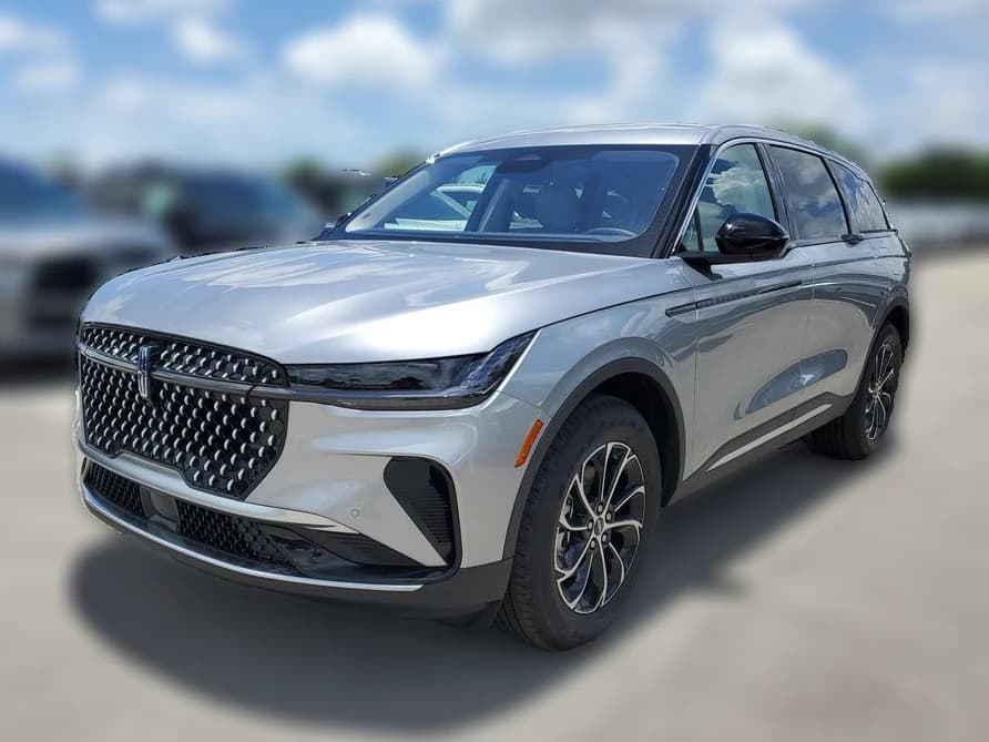 Lincoln Nautilus Premiere AWD 2026 — side view
