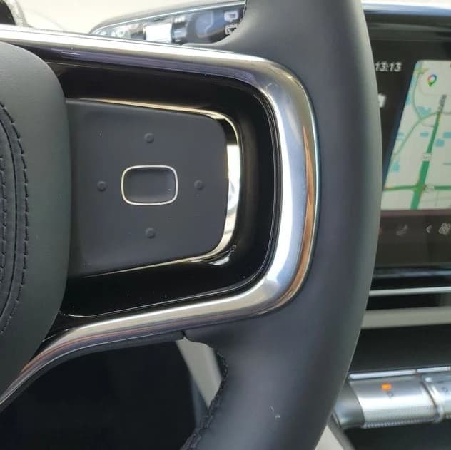 Lincoln Nautilus Premiere AWD 2026 — side view