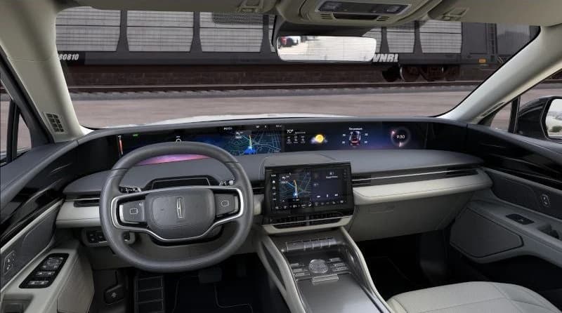Lincoln Nautilus Premiere AWD 2026 — side view