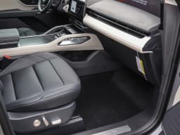 Lincoln Nautilus Premiere AWD 2025 — side view