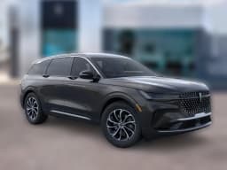 Lincoln Nautilus Premiere AWD 2026 — side view