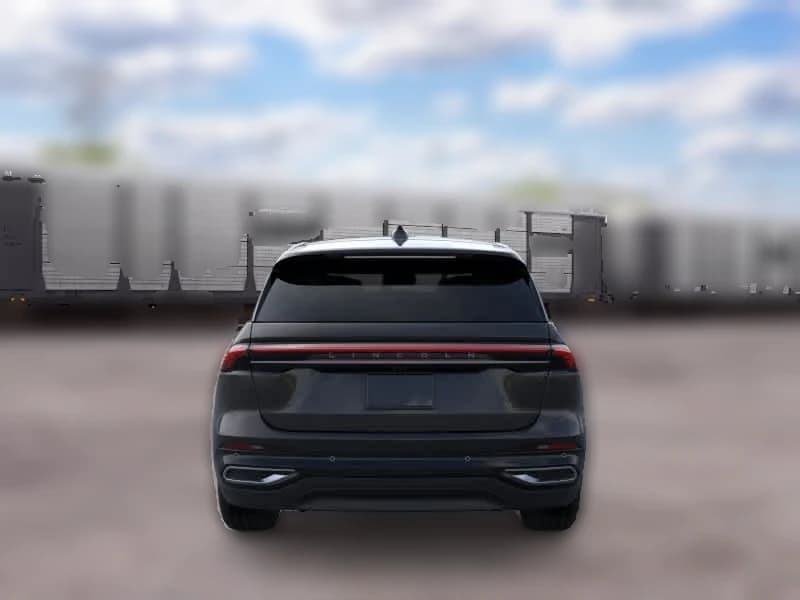 Lincoln Nautilus Premiere AWD 2026 — side view