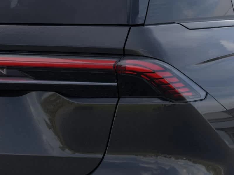Lincoln Nautilus Premiere AWD 2026 — side view