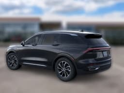 Lincoln Nautilus Premiere AWD 2026 — side view