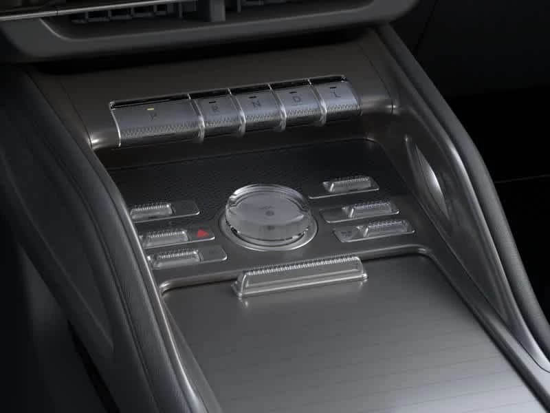 Lincoln Nautilus Premiere AWD 2026 — side view