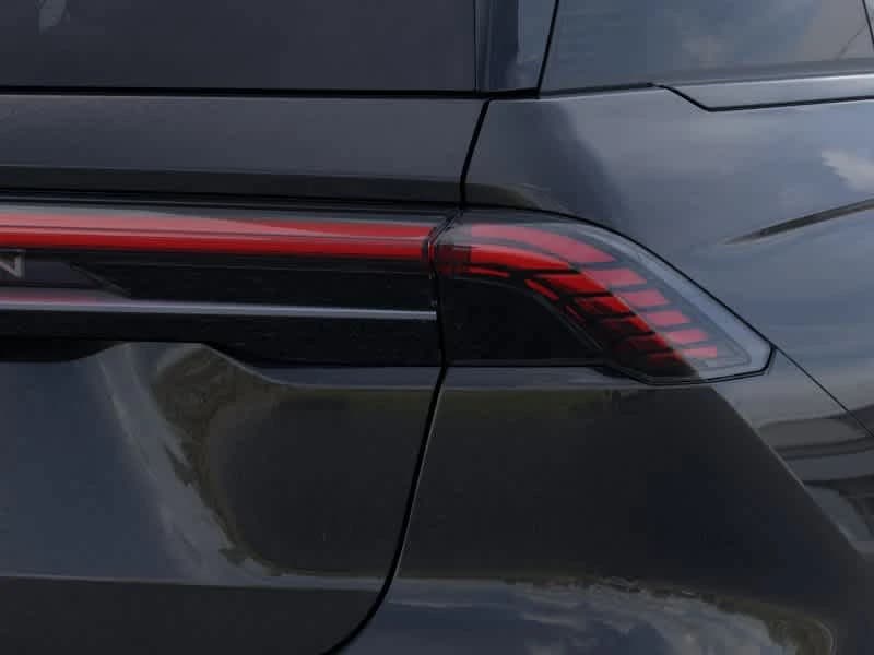 Lincoln Nautilus Premiere AWD 2026 — side view