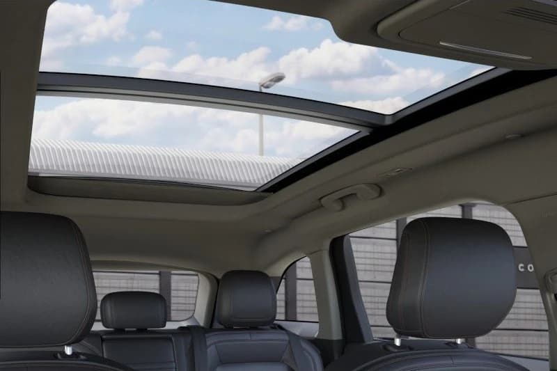 Lincoln Nautilus Premiere AWD 2026 — side view