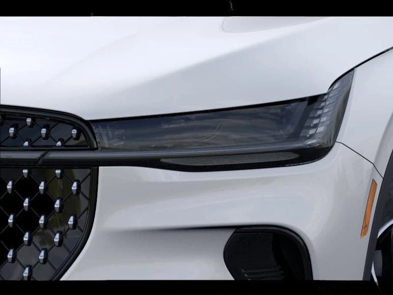 Lincoln Nautilus Premiere AWD 2026 — side view