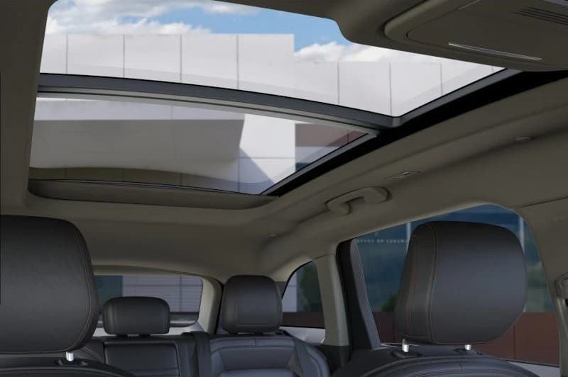 Lincoln Nautilus Premiere AWD 2026 — side view