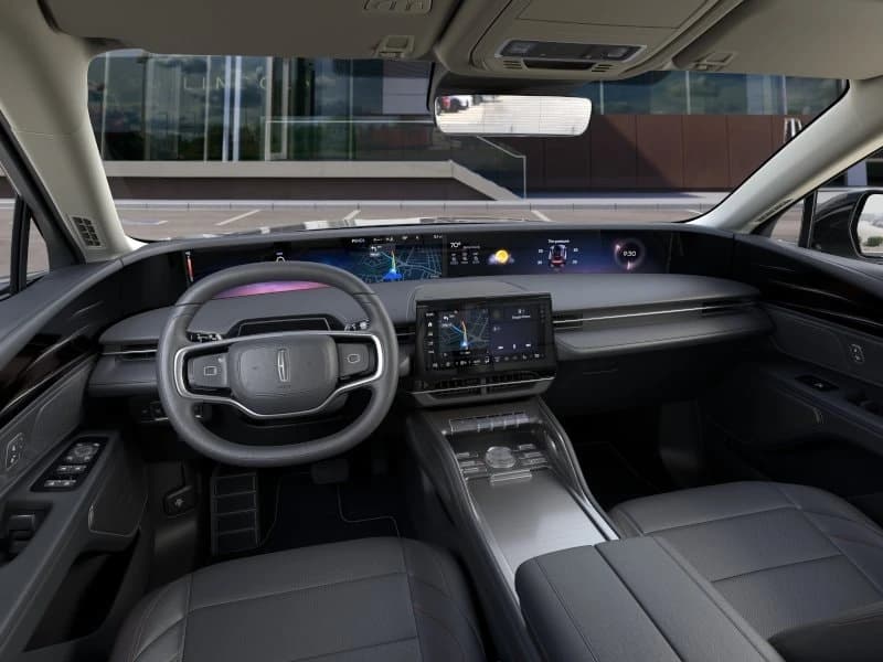 Lincoln Nautilus Premiere AWD 2026 — side view