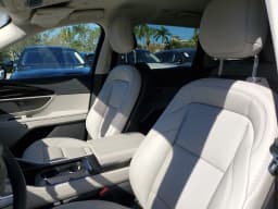 Lincoln Nautilus Premiere AWD 2026 — side view
