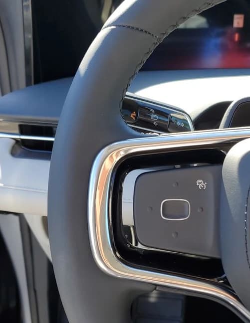 Lincoln Nautilus Premiere AWD 2026 — side view