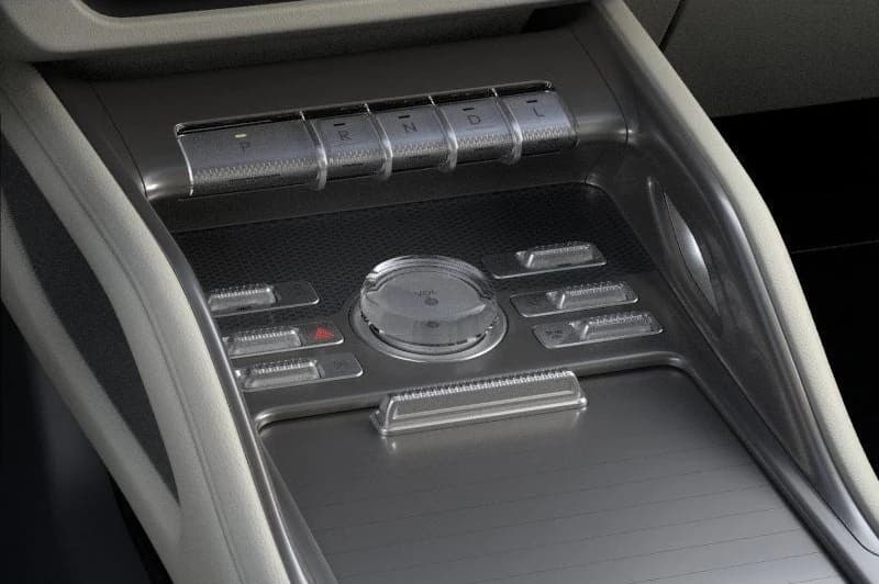 Lincoln Nautilus Premiere AWD 2026 — side view