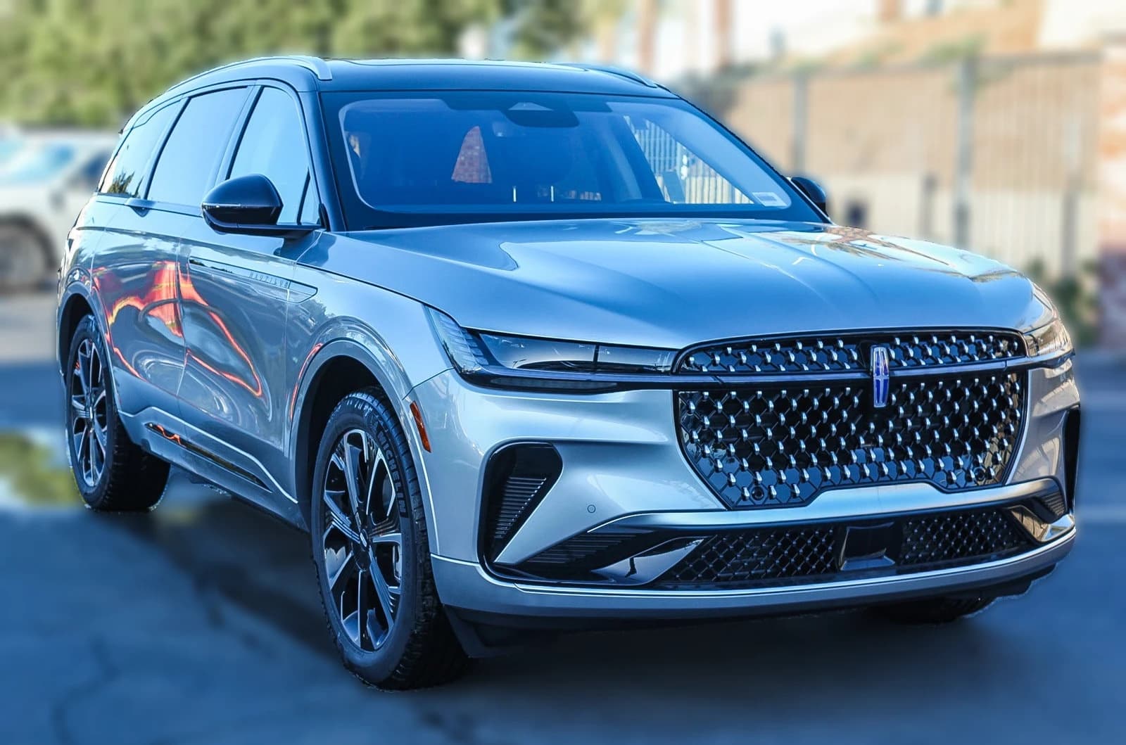 Lincoln Nautilus Reserve AWD 2026 — side view