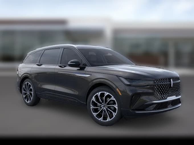 Lincoln Nautilus Reserve AWD 2026 — side view