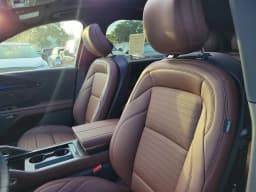 Lincoln Nautilus Reserve AWD 2026 — side view