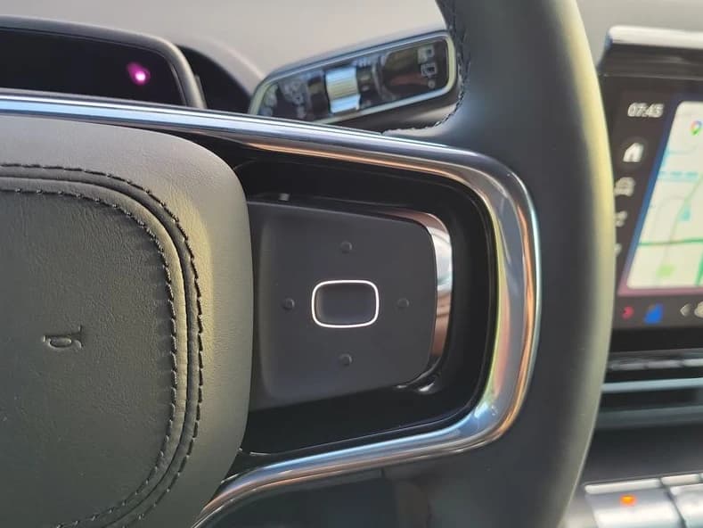 Lincoln Nautilus Reserve AWD 2026 — side view