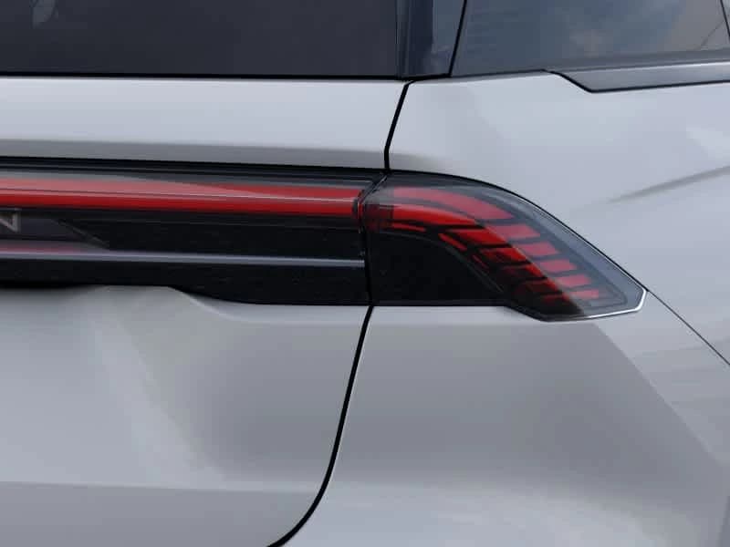 Lincoln Nautilus Reserve AWD 2026 — side view