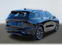 Lincoln Nautilus Black Label AWD 2026 — side view