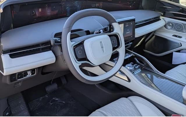 Lincoln Nautilus Black Label AWD 2026 — side view