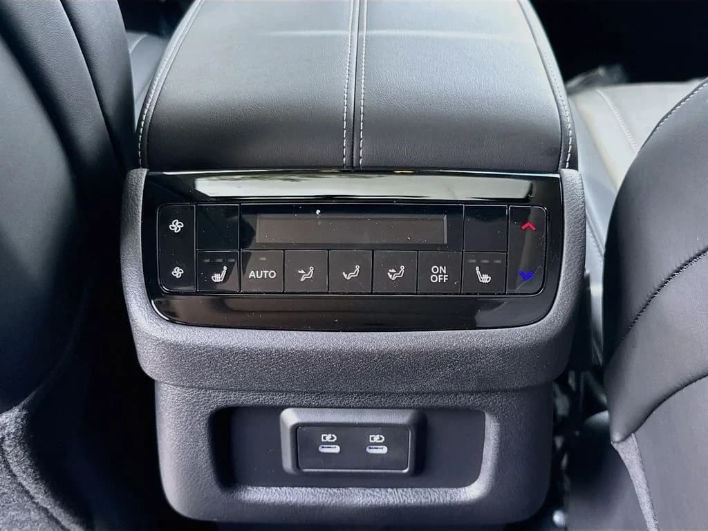INFINITI QX60 LUXE FWD 2027 — side view