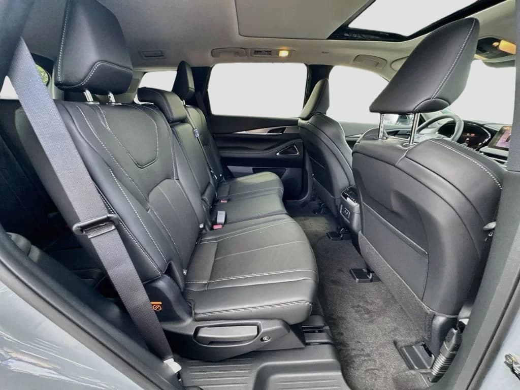 INFINITI QX60 LUXE FWD 2027 — side view