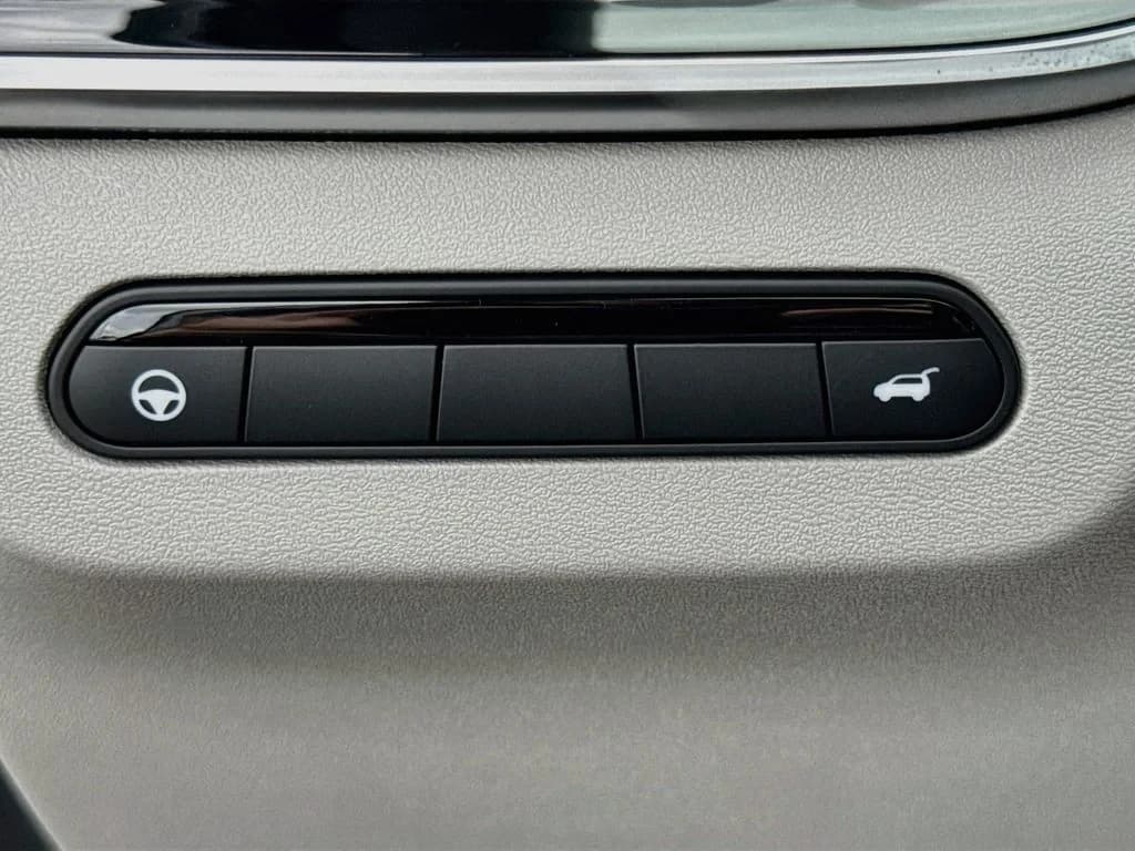 INFINITI QX60 LUXE FWD 2027 — side view