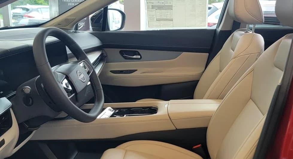 Nissan Murano SL AWD 2025 — side view