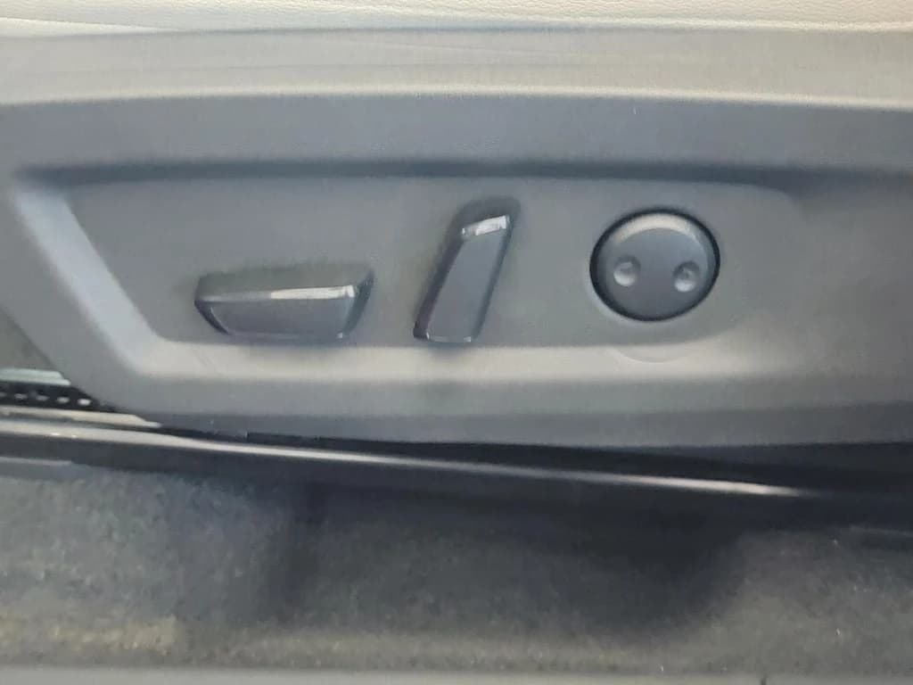 Nissan Murano SL AWD 2025 — side view