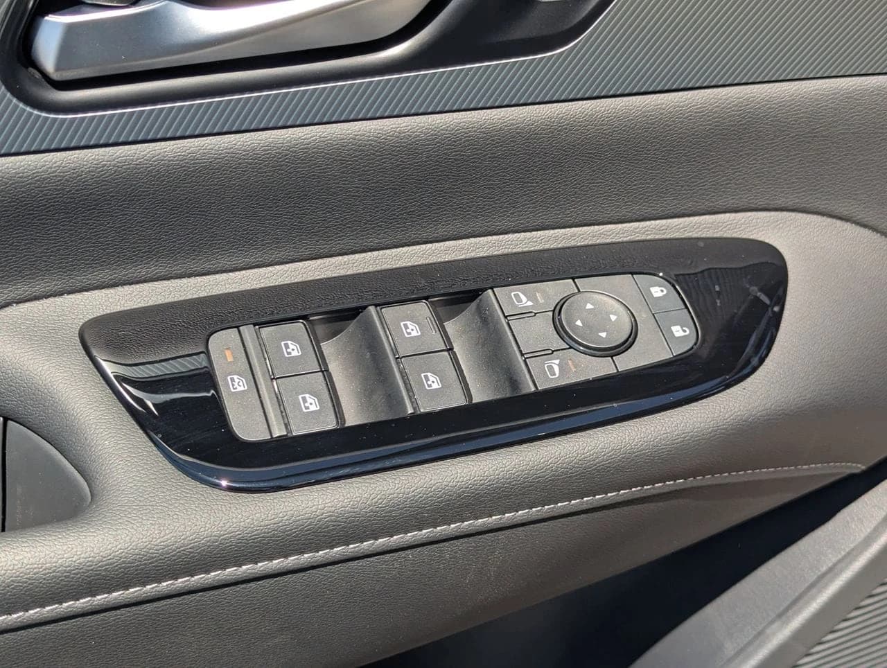 Nissan Murano SL AWD 2026 — side view
