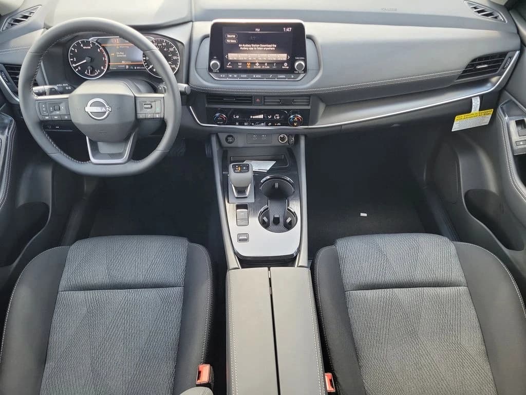 Nissan Rogue SV FWD 2026 — side view
