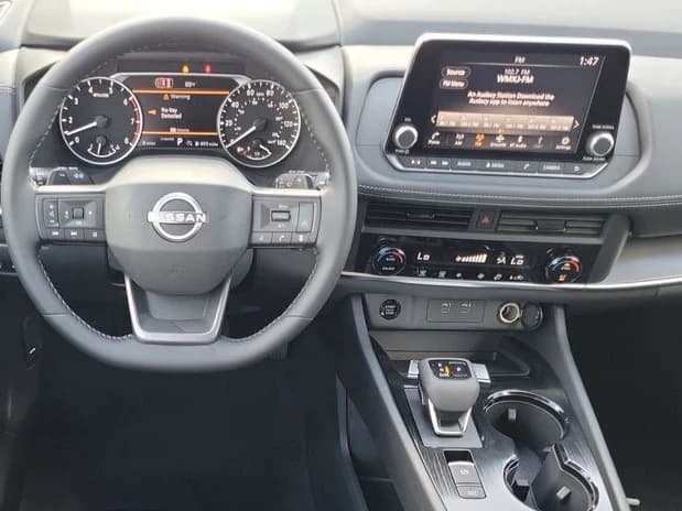 Nissan Rogue SV FWD 2026 — side view