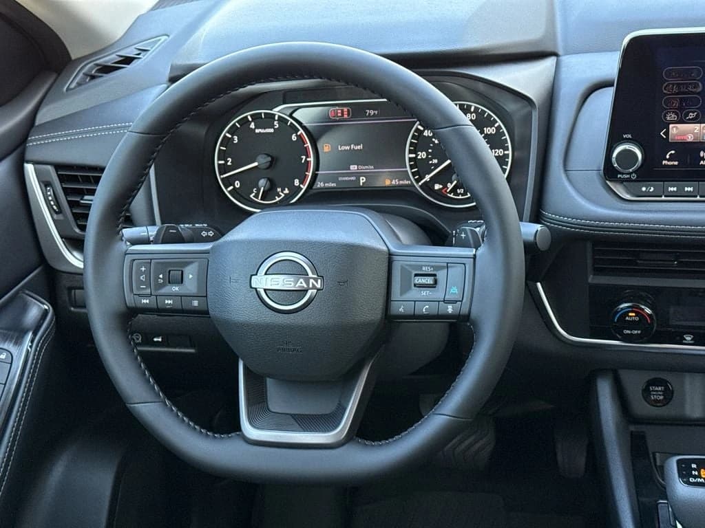 Nissan Rogue SV FWD 2026 — side view