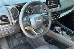 Nissan Rogue SV FWD 2026 — side view