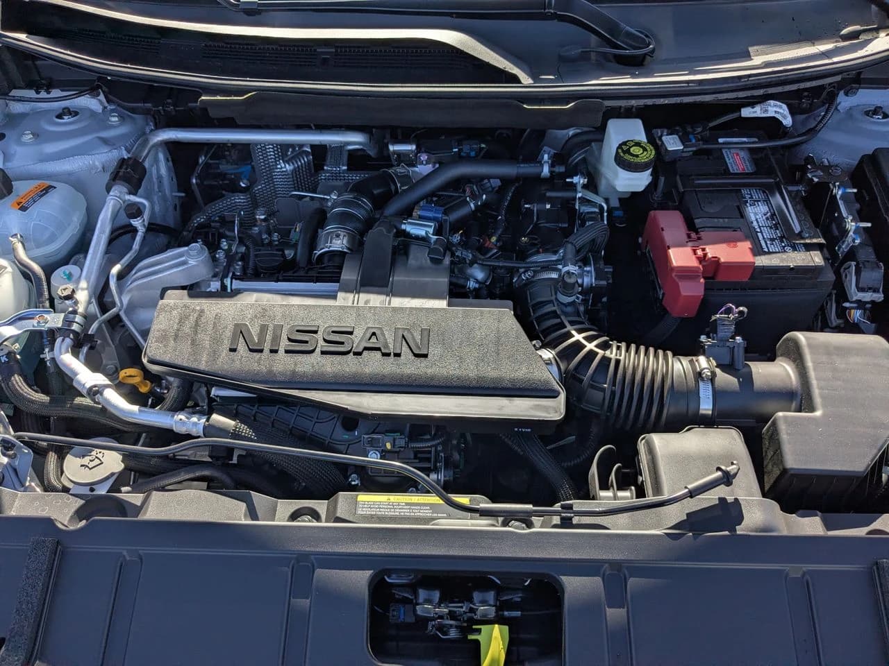 Nissan Rogue SV FWD 2026 — side view