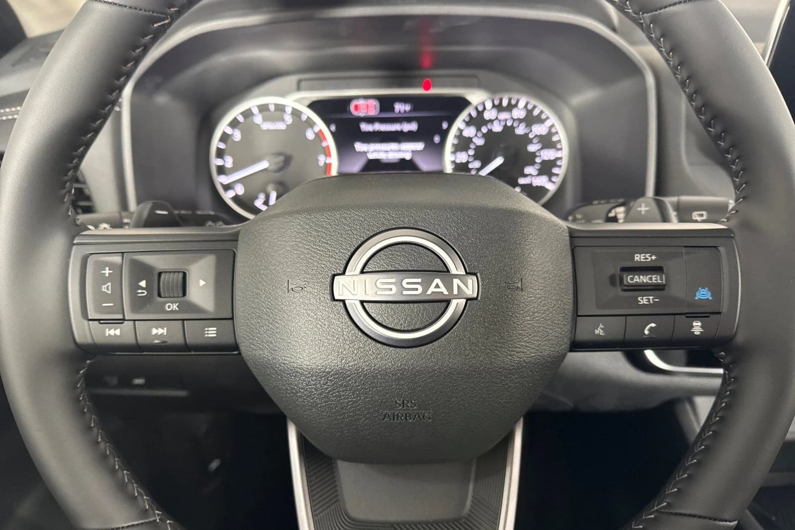 Nissan Rogue SV FWD 2026 — side view
