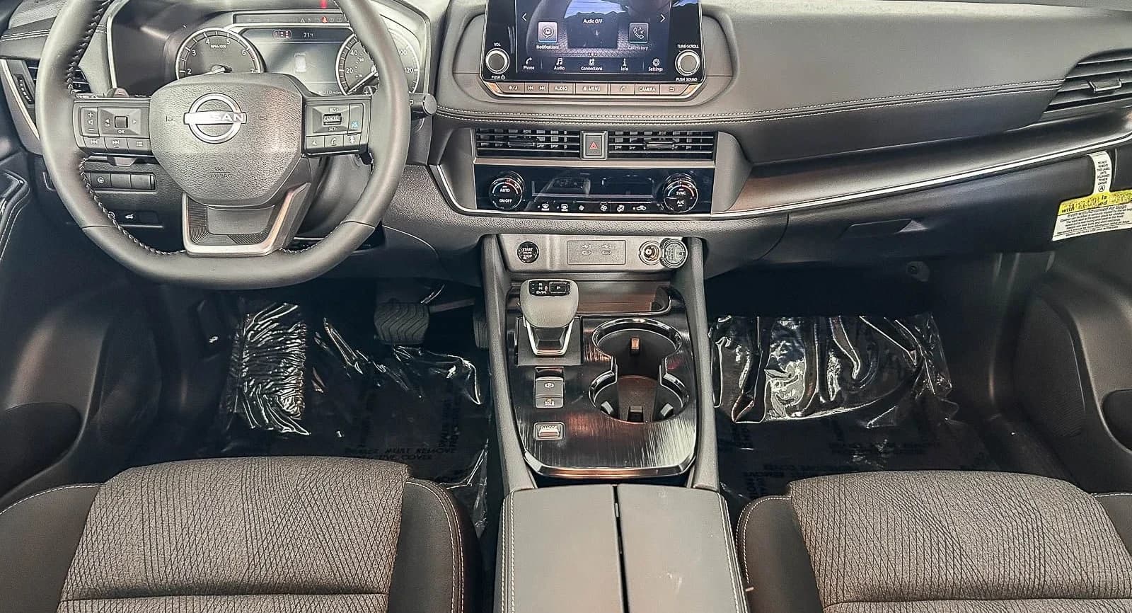 Nissan Rogue SV FWD 2026 — side view